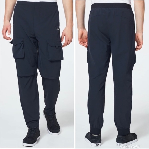 Oakley Black Cargo Pants Regular Fit - Picture 1 of 16